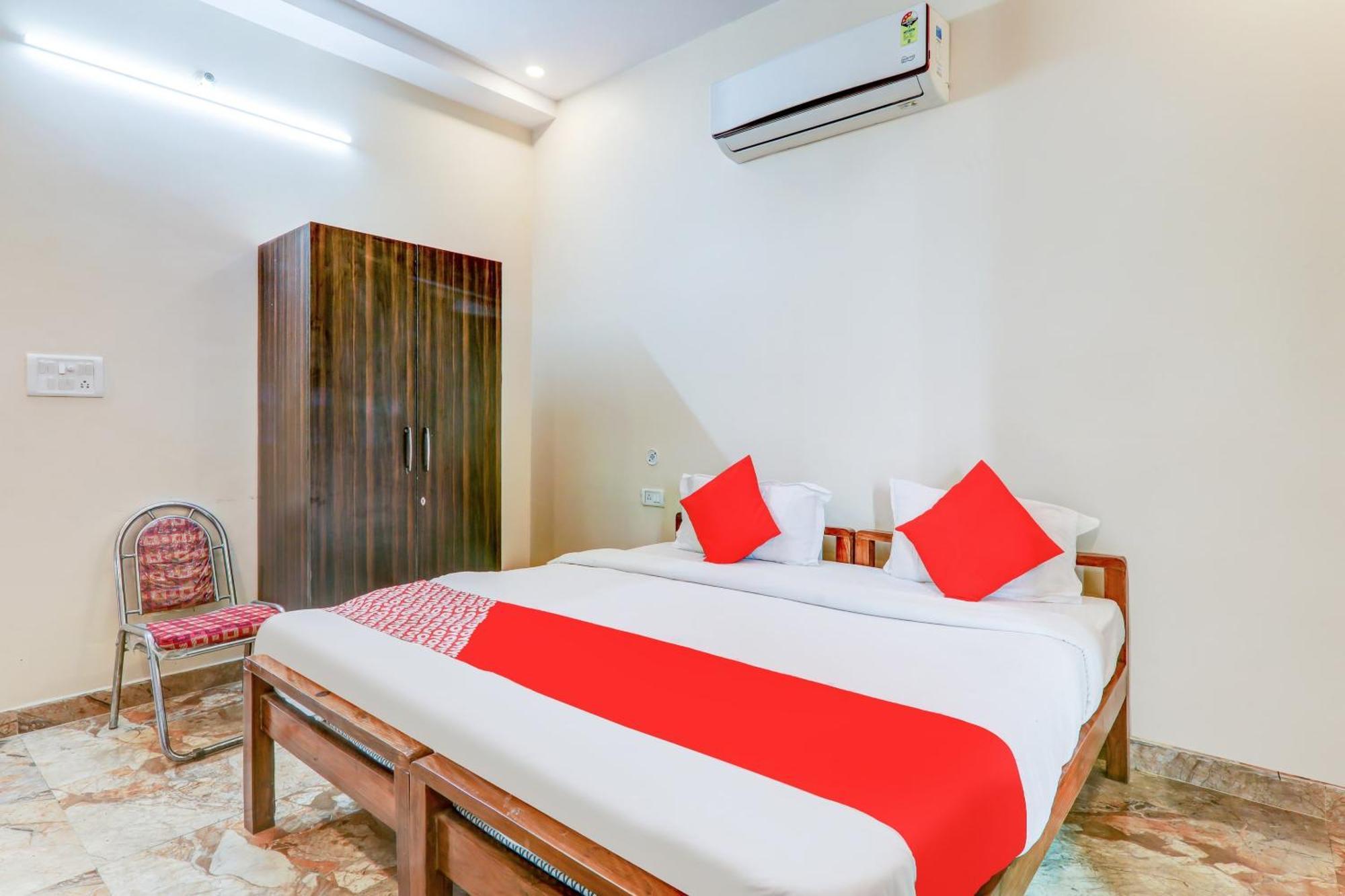 Oyo Flagship Raghuvar Palace Hotel Lucknow Luaran gambar