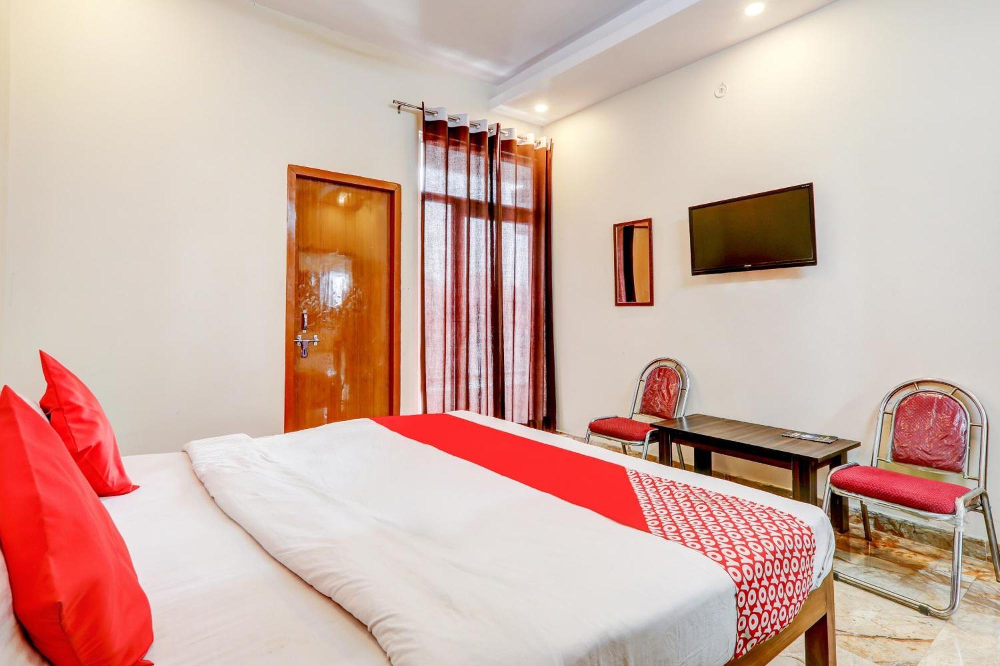 Oyo Flagship Raghuvar Palace Hotel Lucknow Luaran gambar